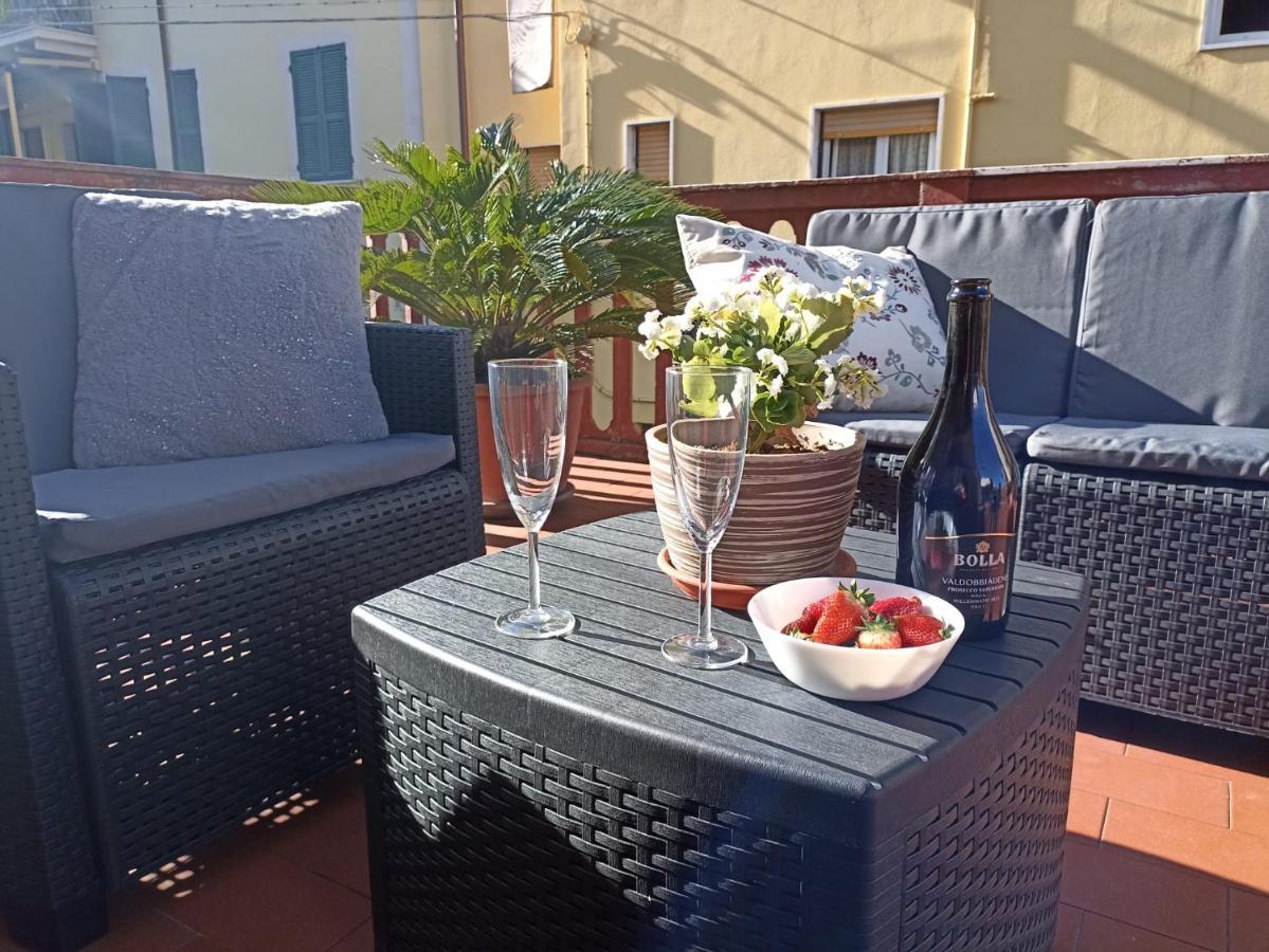 斯培西亚La Casa Di Ele, Parcheggio Privato Gratuito公寓 外观 照片