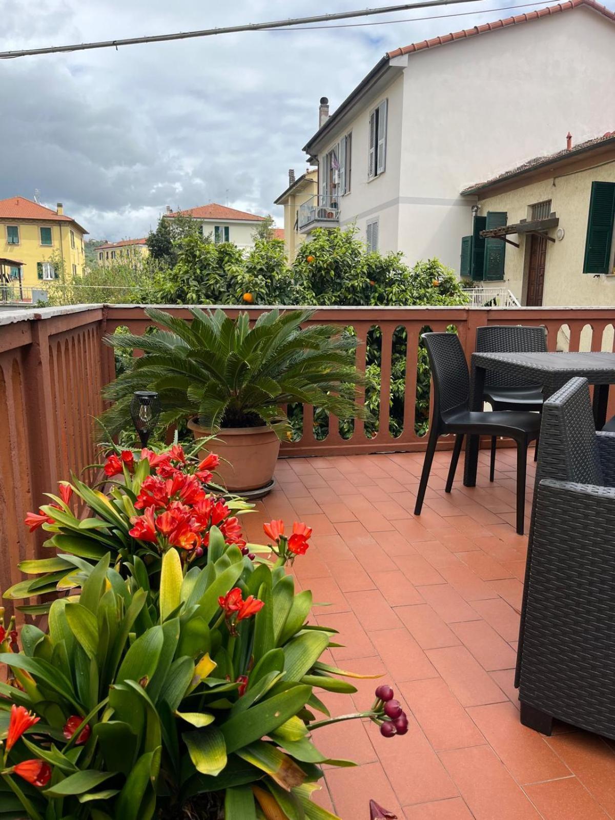 斯培西亚La Casa Di Ele, Parcheggio Privato Gratuito公寓 外观 照片